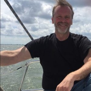 Trainer Thorsten in seinem Element beim Hafentraining in Lemmer